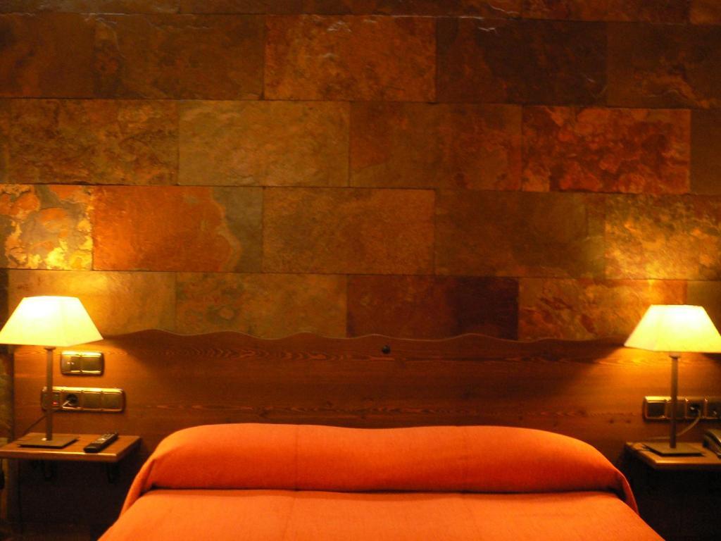 Hotel Dona Blanca Albarracín Rum bild