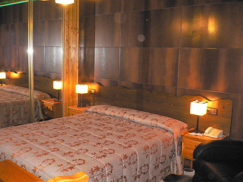 Hotel Dona Blanca Albarracín Rum bild